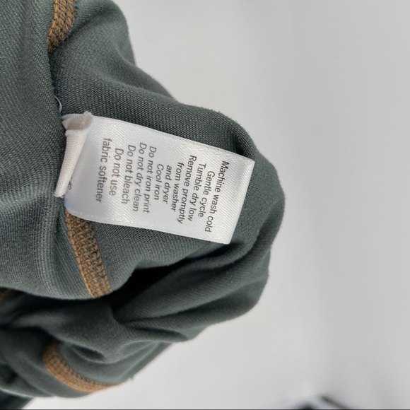 Athleta Army Green Tie Dye Chaturanga Leggings - Picture 7 of 7